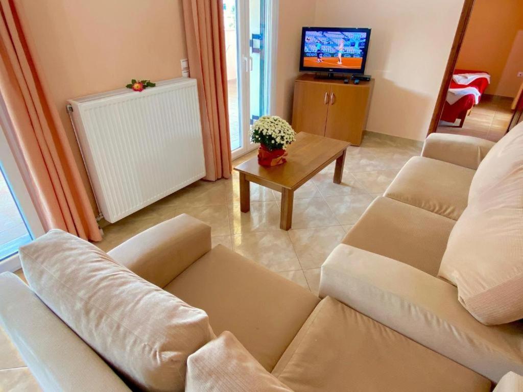 Anna Apartments อาคาราวี ภายนอก รูปภาพ